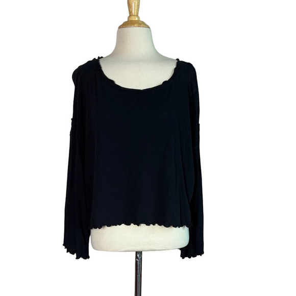 Free People Tops - New FREE PEOPLE WE THE FREE Black Medium Long Bell Sleeve Lettuce Hem Crop Top‎